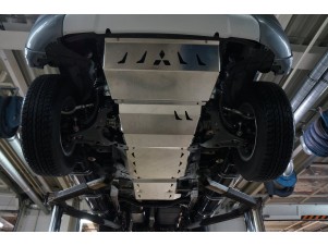 Защита картера, радиатора, КПП, РК (алюминий 4 мм) для Mitsubishi L200 2015-2023 (V - все; КПП - все), Mitsubishi Pajero Sport 2016-н.в. (V - все; КПП - все), FIAT Fullback 2016-2019 (4 части) №14.32ABC